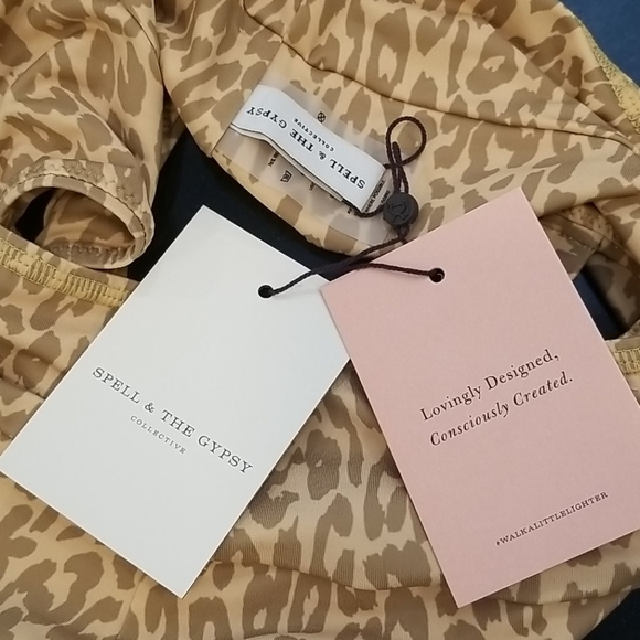 💕SPELL & THE GYPSY💕 Wild Thing Crop Top ~ Mustard Yellow Cheetah Small S NWT - Picture 15 of 16